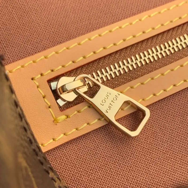 M14018 35x12x38cm High Quality Bags - Image 7