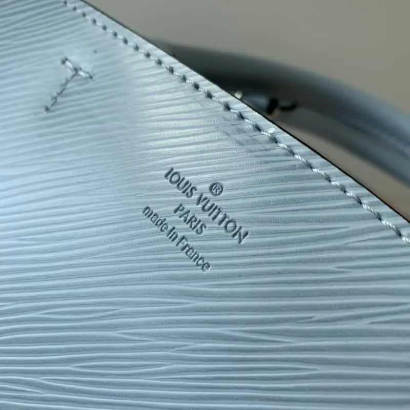 M59952 25x17x11cm High Quality Bags - Image 6