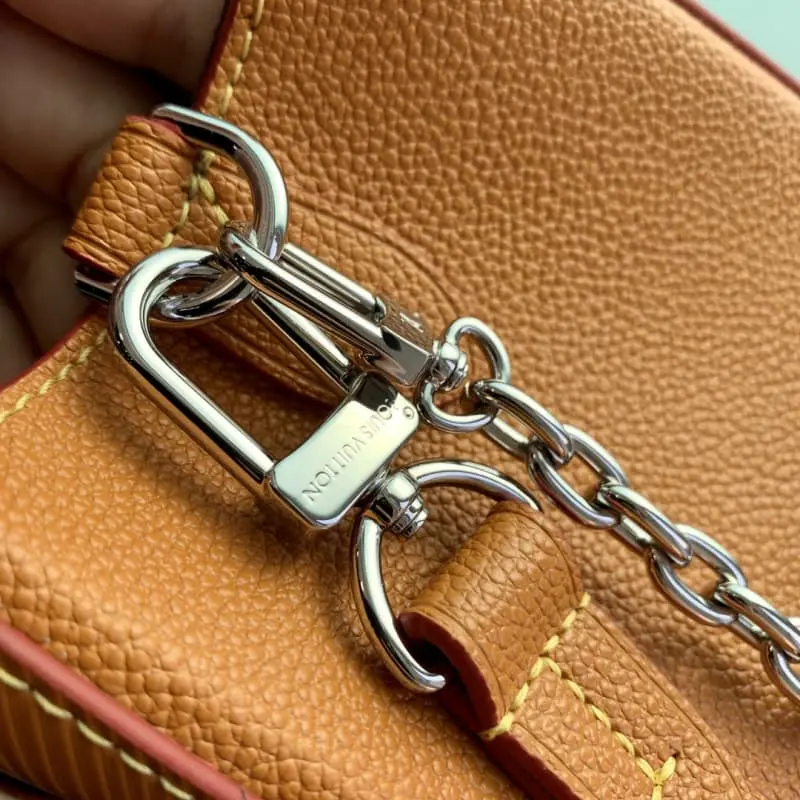 M59953 30x21x13cm High Quality Bags - Image 7