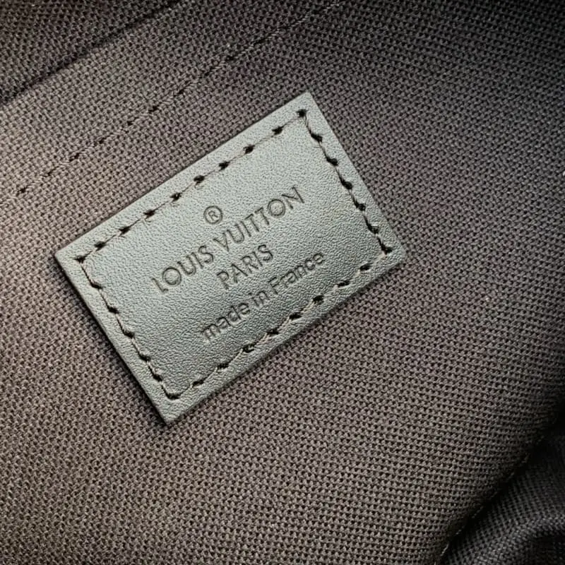 M24606 Black Flower 18x12.5x11cm High Quality Bags - Image 9