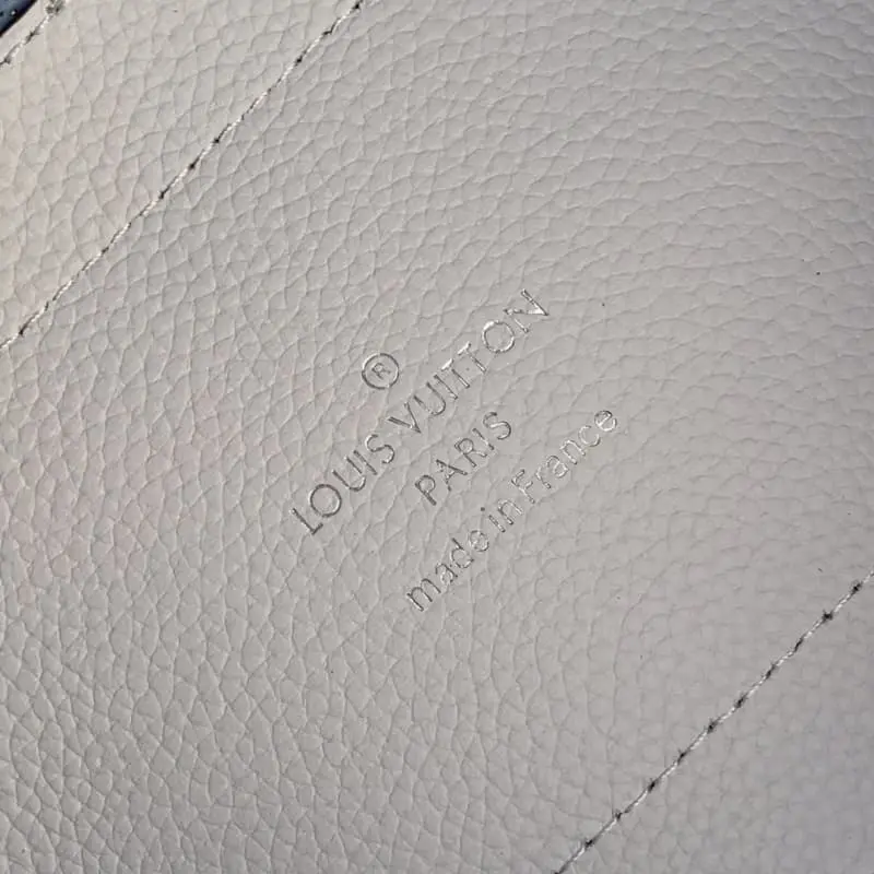 M54353 S1 34x18x13cm High Quality Bags - Image 6