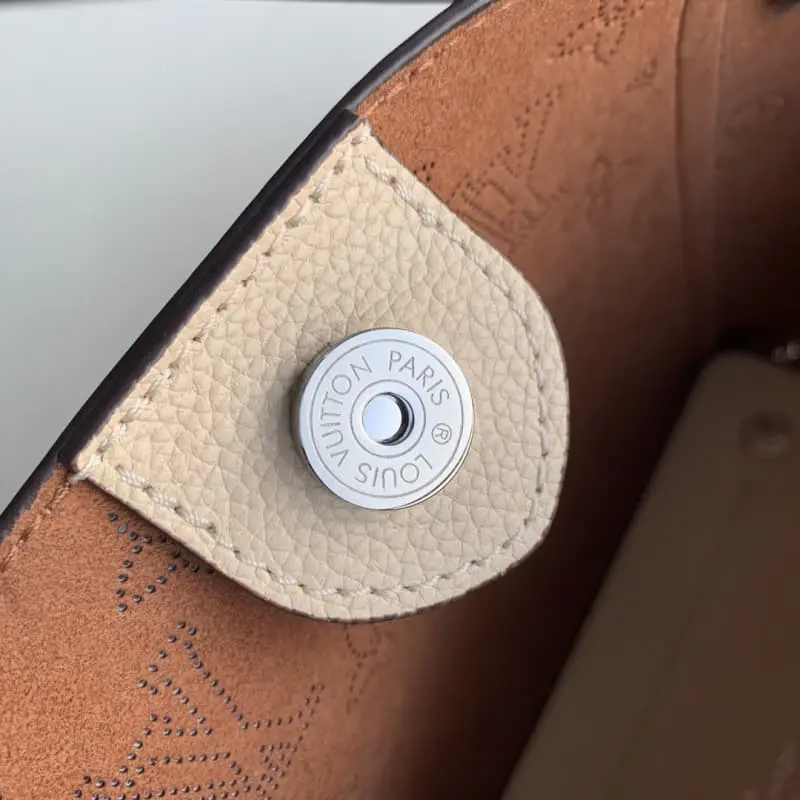 M54353 S3 34x18.5x13cm High Quality Bags - Image 7