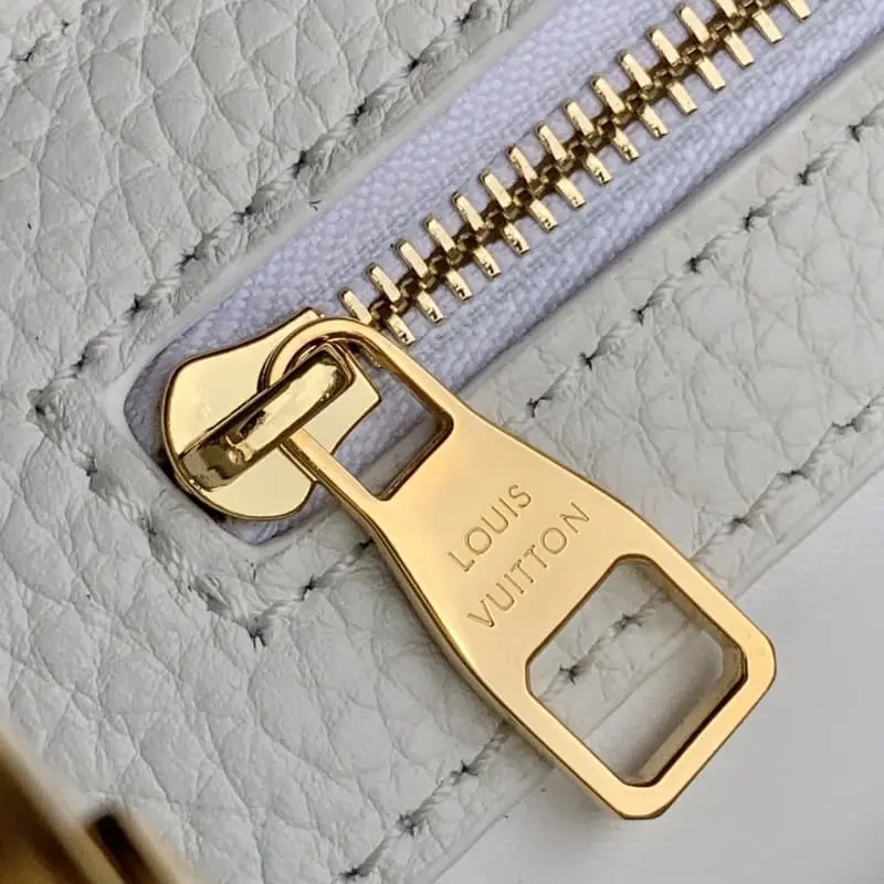 M55235 31x21x11cm High Quality Bags - Image 6