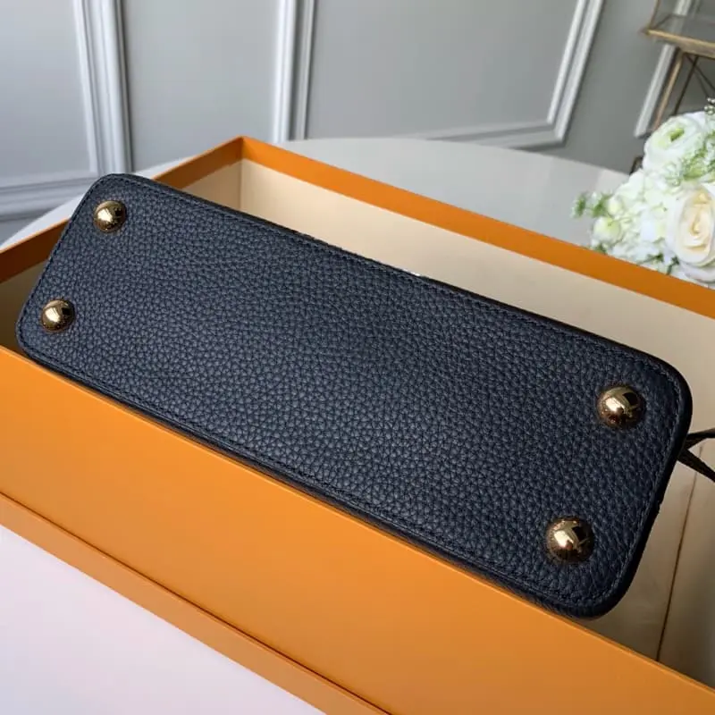 M90199 27x21x10cm High Quality Bags - Image 7