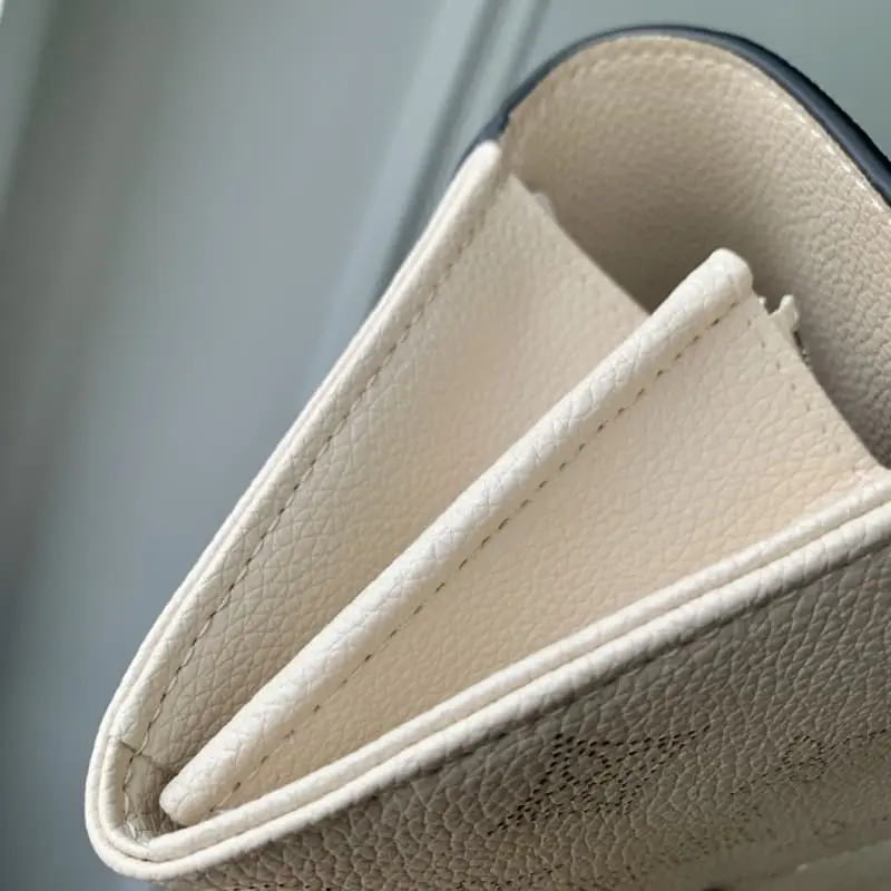 M60177 Beige 19x12x2cm High Quality Bags - Image 6