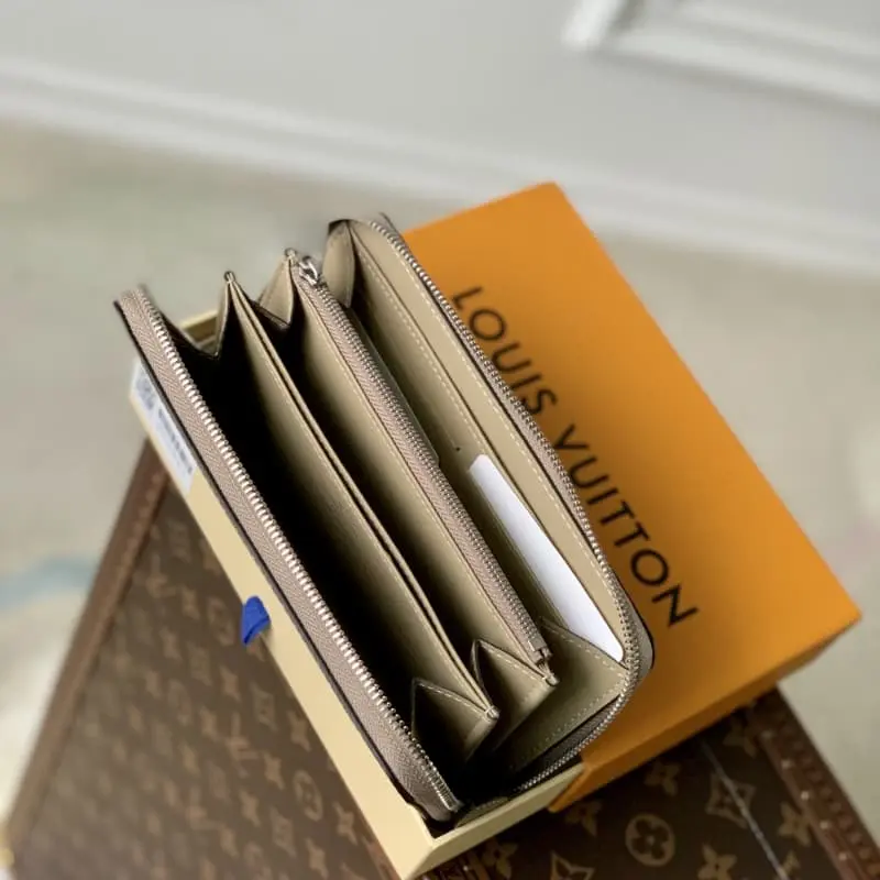 M69821 Grey 19x10cm High Quality Bags - Image 6