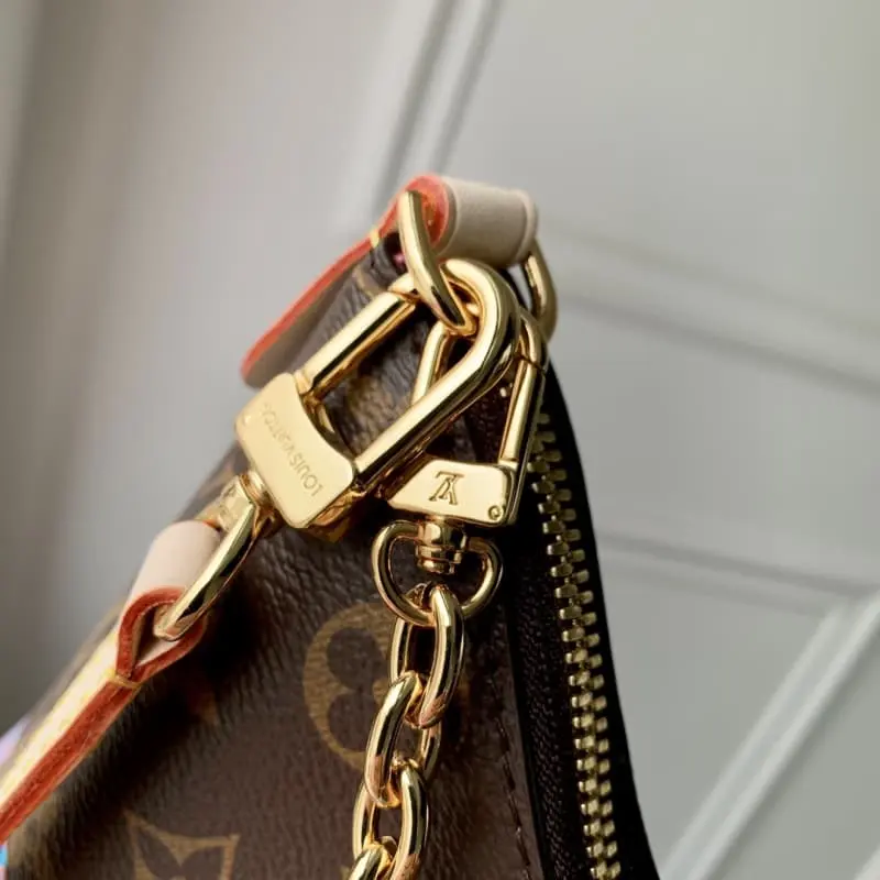 M46470 29x16x9.5cm High Quality Bags - Image 7