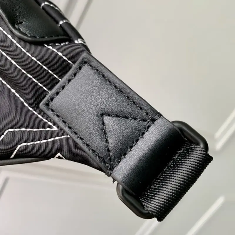 M41427 44x15x9cm High Quality Bags - Image 7