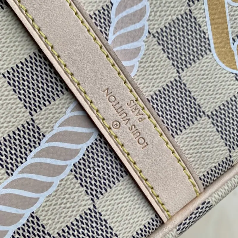 N40472 25x19x12cm High Quality Bags - Image 7