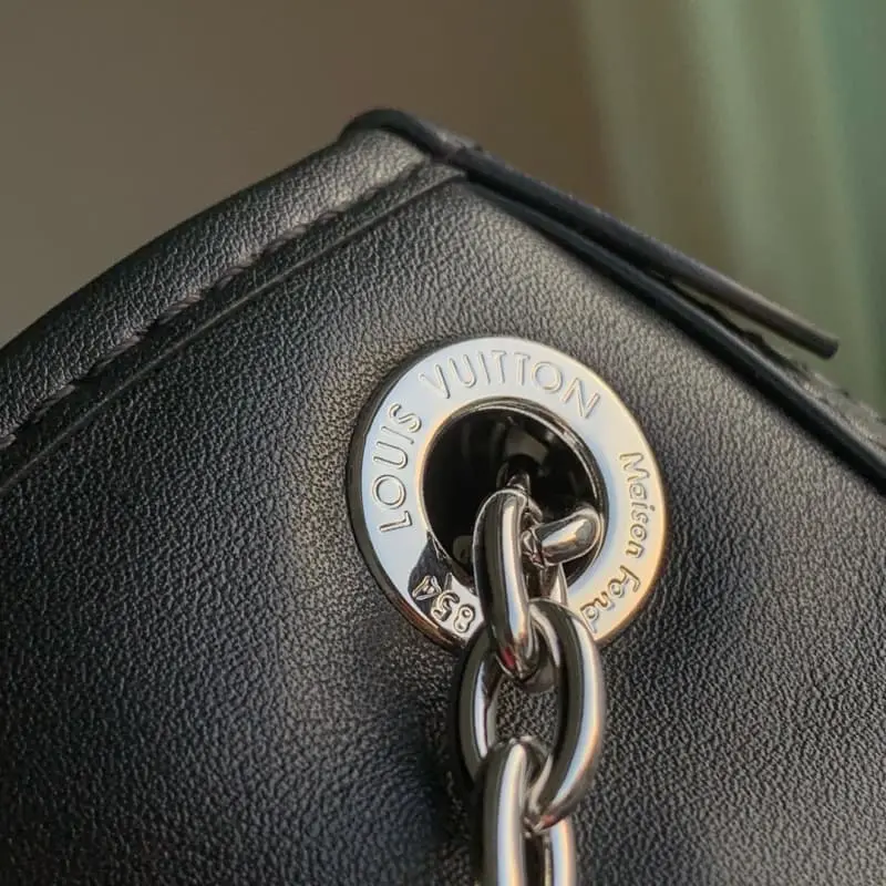 M13014 Black 26x17x10cm High Quality Bags - Image 7