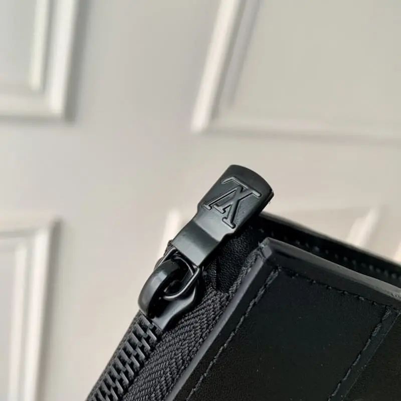 M82080 embossed 35x25x2.8cm High Quality Bags - Image 6