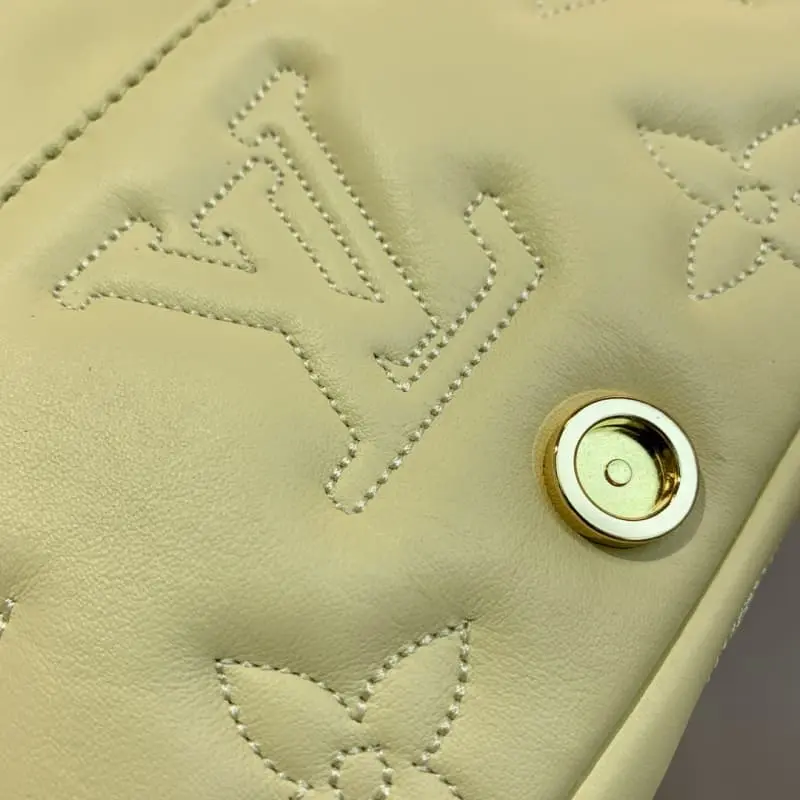 M81400 20x12x6cm High Quality Bags - Image 7