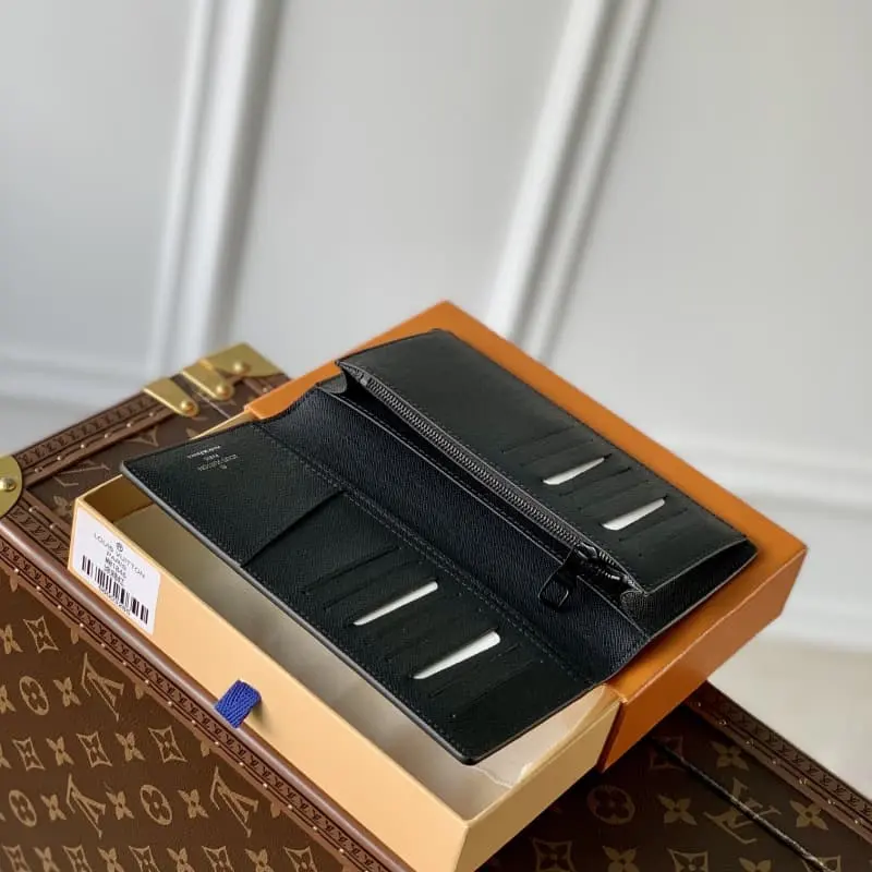 M81846 Graffiti Red 10x19x2cm High Quality Bags - Image 7