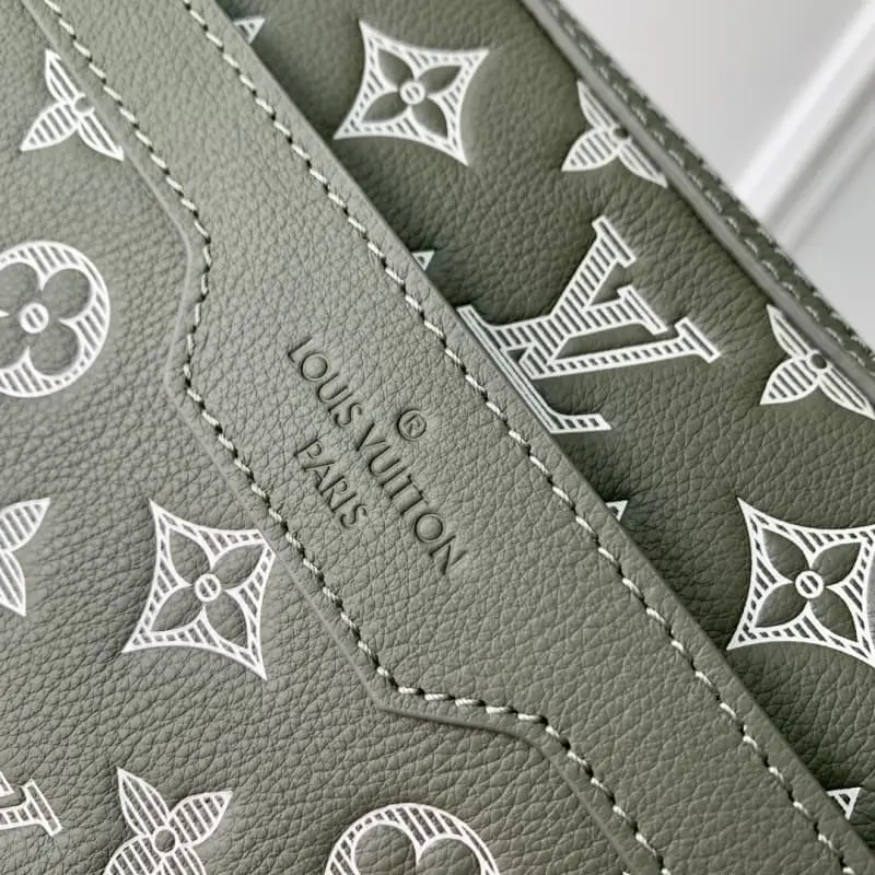 M12490 18.5x7x25cm High Quality Bags - Image 7