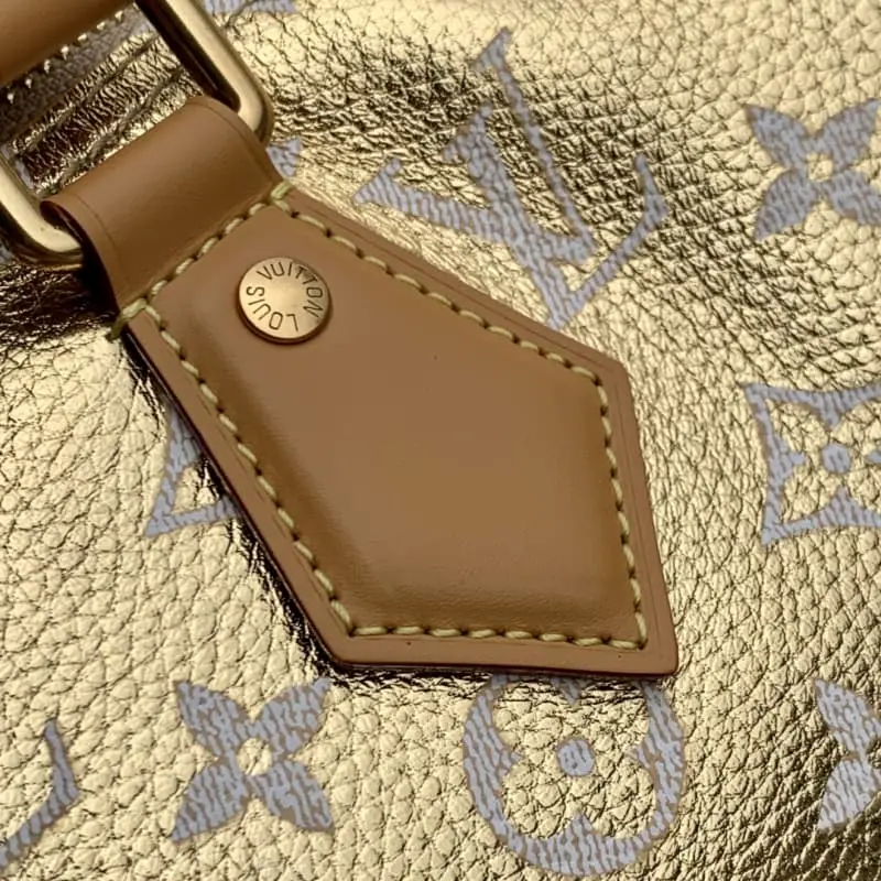 M24443 S1 25x15x15cm High Quality Bags - Image 7