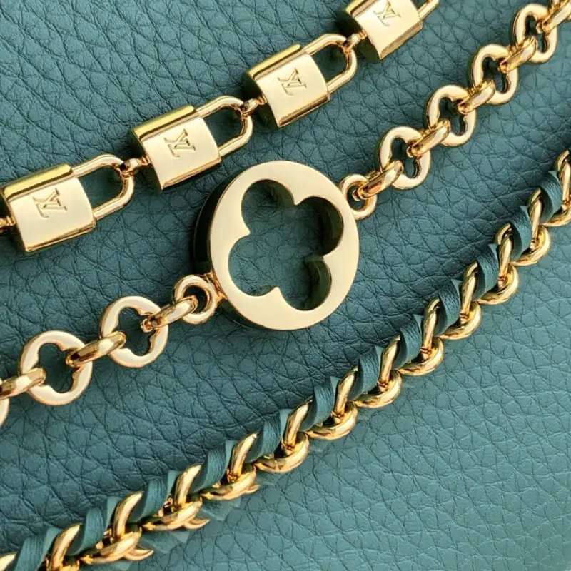 M12345Medium Green 20x11x31cm High Quality Bags - Image 7