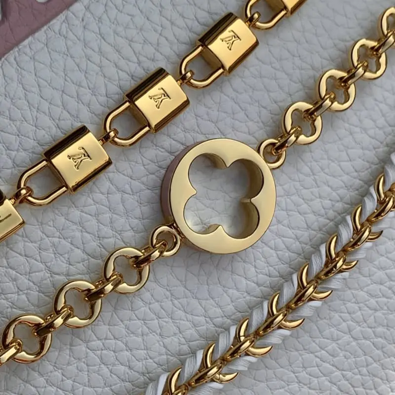 M12345Medium White 20x11x31cm High Quality Bags - Image 7