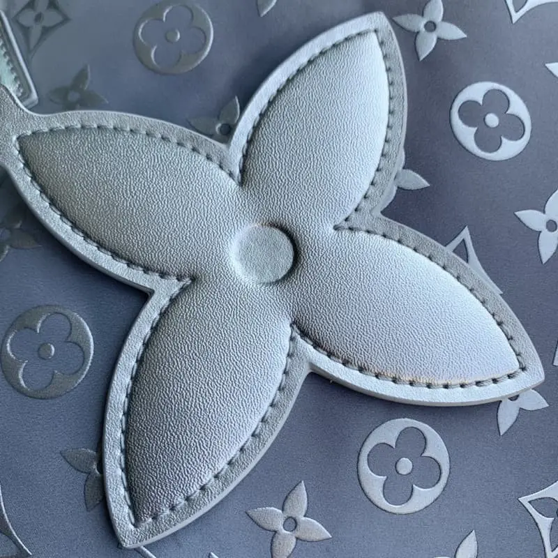 M12067 27x20x45cm High Quality Bags - Image 7