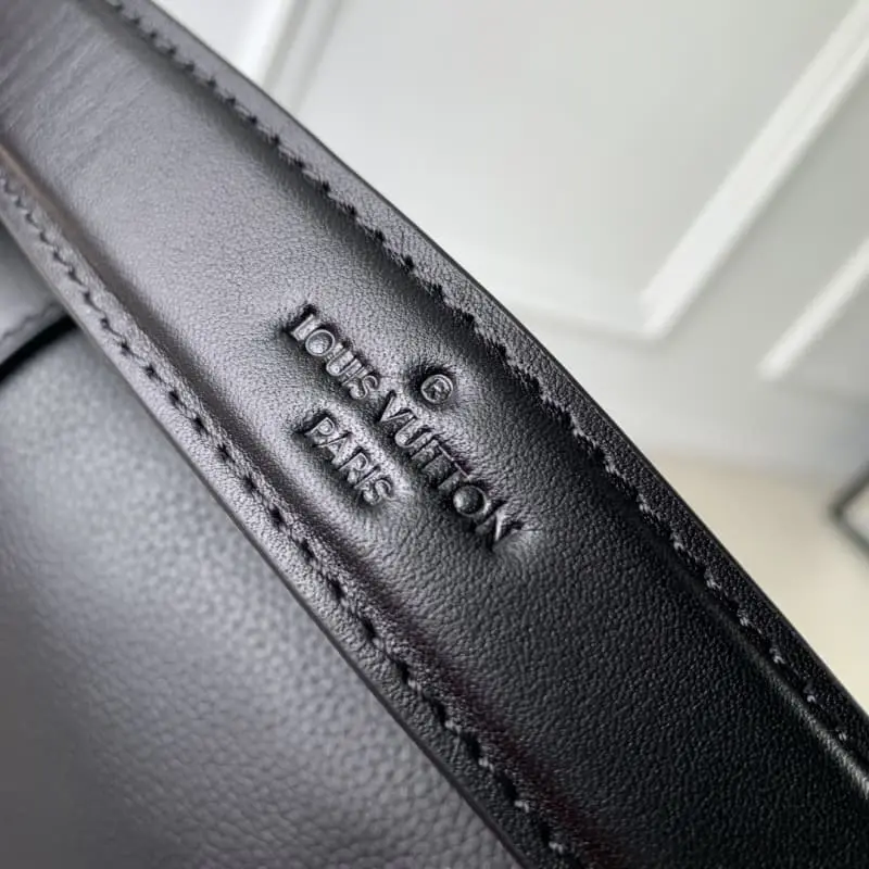 M24309 Black 14x6x21cm High Quality Bags - Image 7