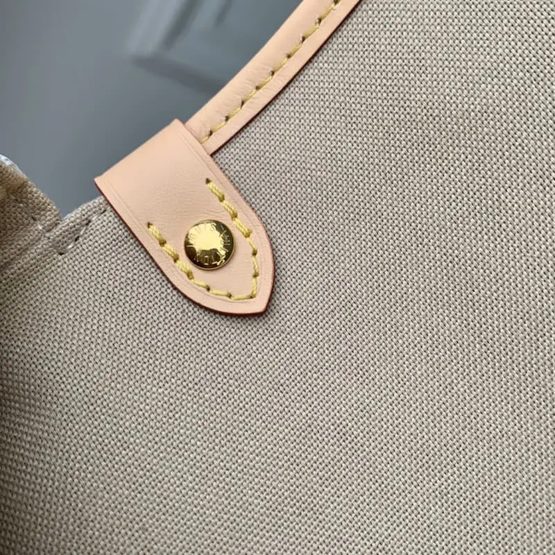 M12327 20x16x7.5cm High Quality Bags - Image 7