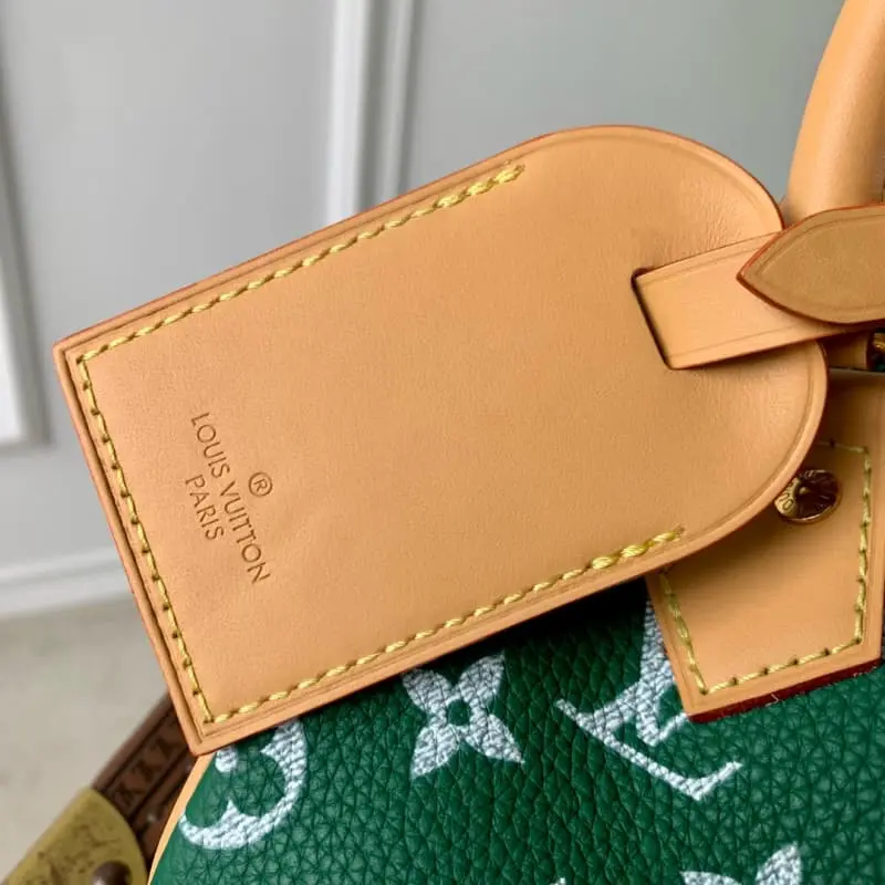 M24419 Green 18x12x10cm High Quality Bags - Image 7