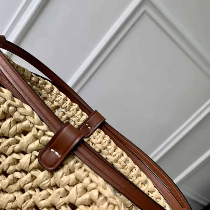 M83521HH156 11.5x12x11.5cm High Quality Bags - Image 8