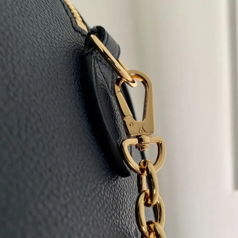 M47048 20.5x13.5x12cm High Quality Bags - Image 7