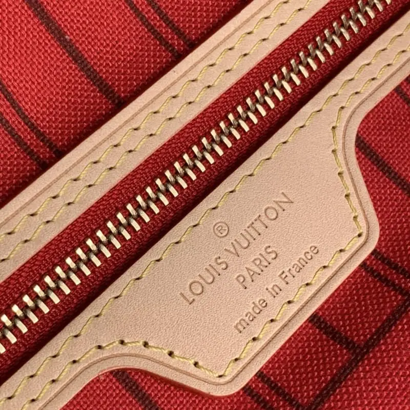 M41000 RedMile 29x21x12cm High Quality Bags - Image 6