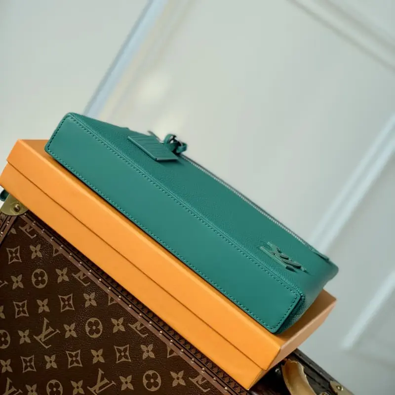 M82271 Green 30x22x5cm High Quality Bags - Image 7