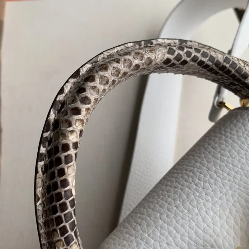 N98477 21x14x8cm High Quality Bags - Image 5