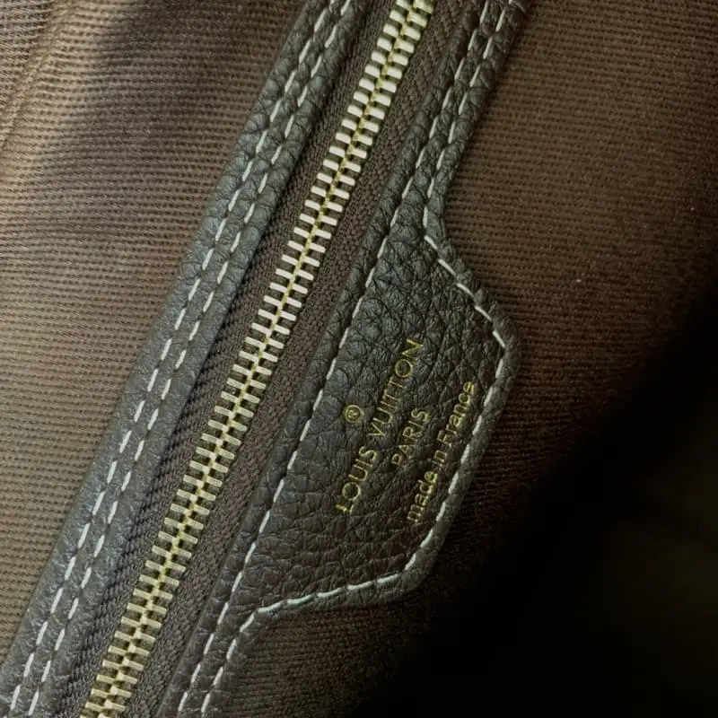 M95225 Brown 19x30x10cm High Quality Bags - Image 7