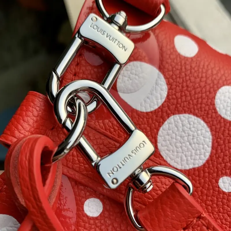 M46413 20x20x13cm High Quality Bags - Image 7