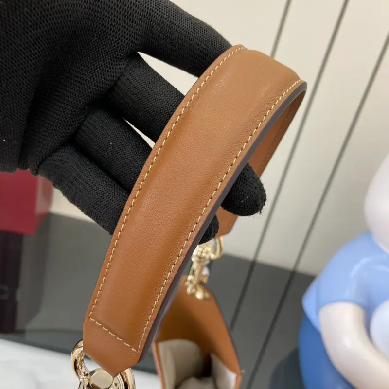 834981 High-Quality Bags - Image 7