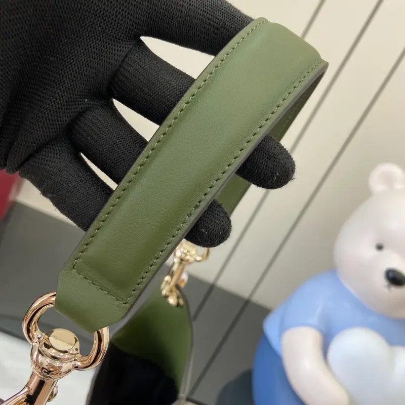 834981 CM 1 High-Quality Bags - Image 7