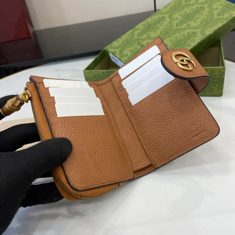 739498 CM 1 High-Quality Bags - Image 7