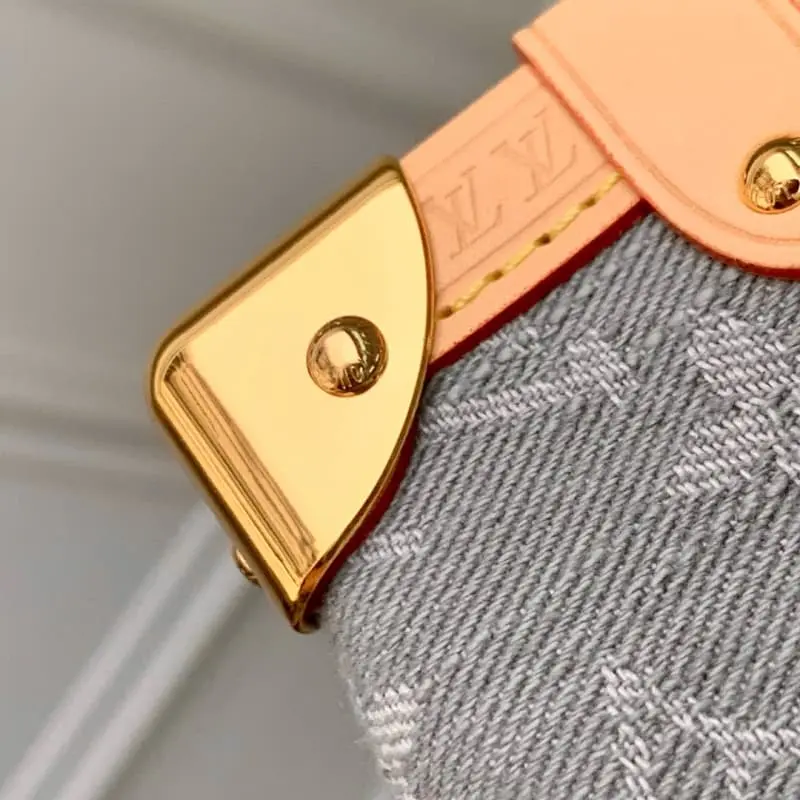 M13285 16x8.5x23.5cm High Quality Bags - Image 7