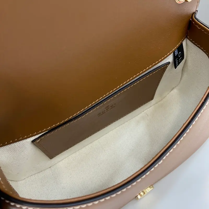 815700 CM 1 High-Quality Bags - Image 8