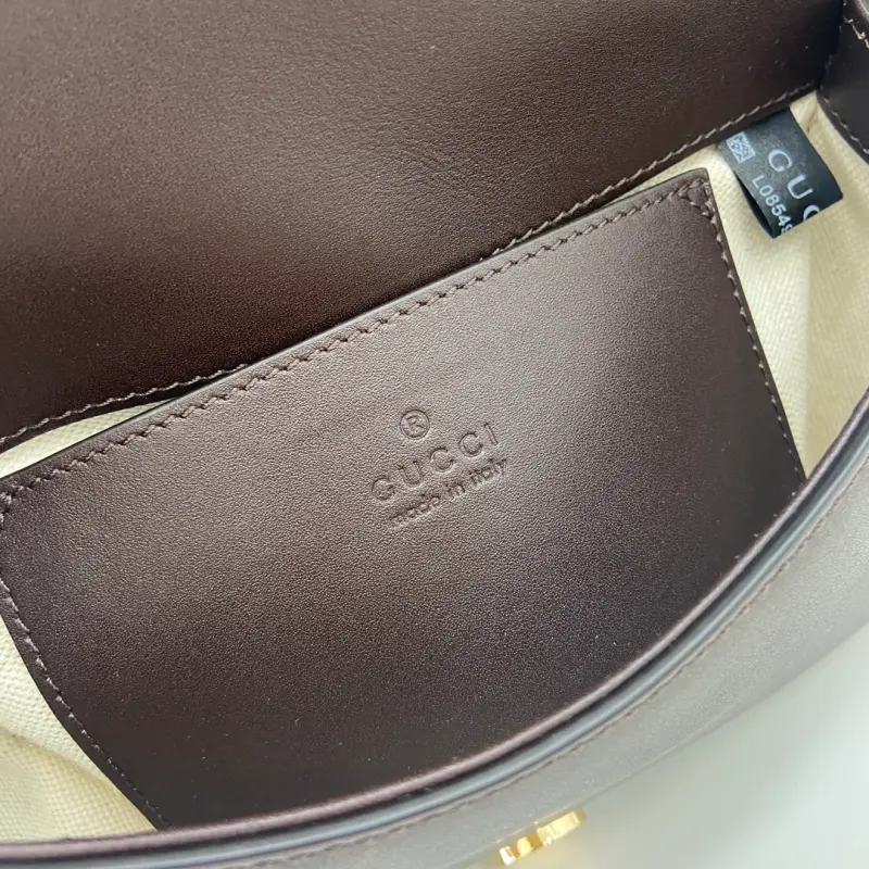 815700 CM 4 High-Quality Bags - Image 9