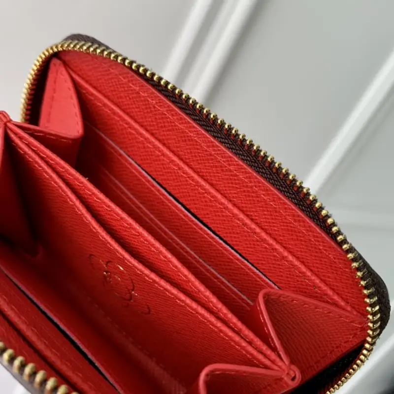 M12210 Old Red 11x8x2cm High Quality Bags - Image 7