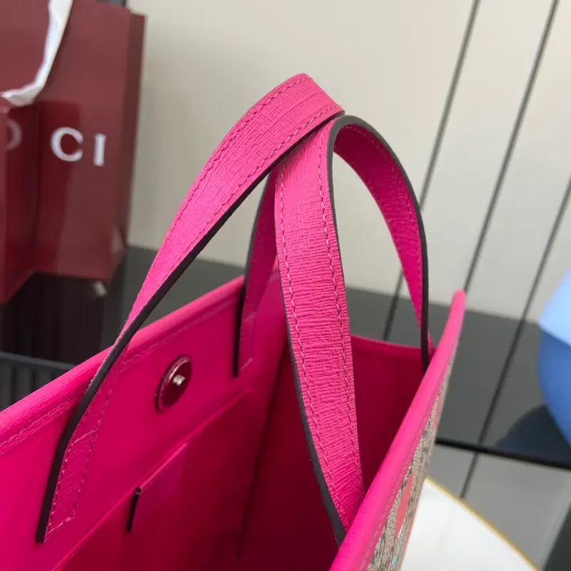 605614 CM 4 High-Quality Bags - Image 7