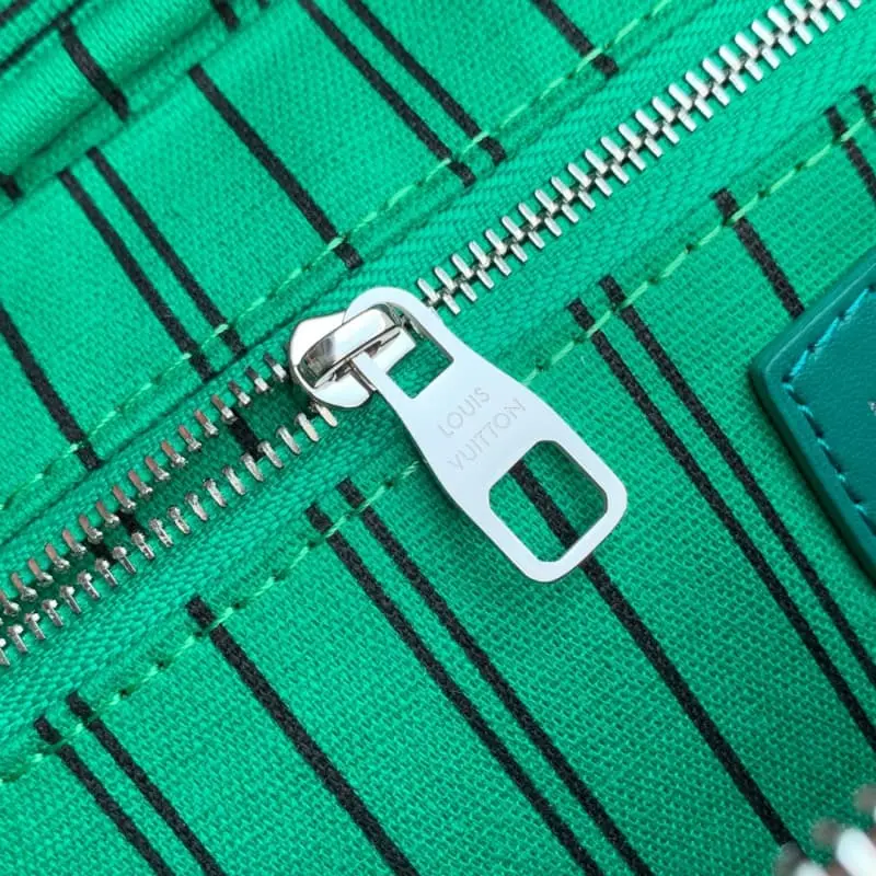 M1264 Green 28x15x16.5cm High Quality Bags - Image 7