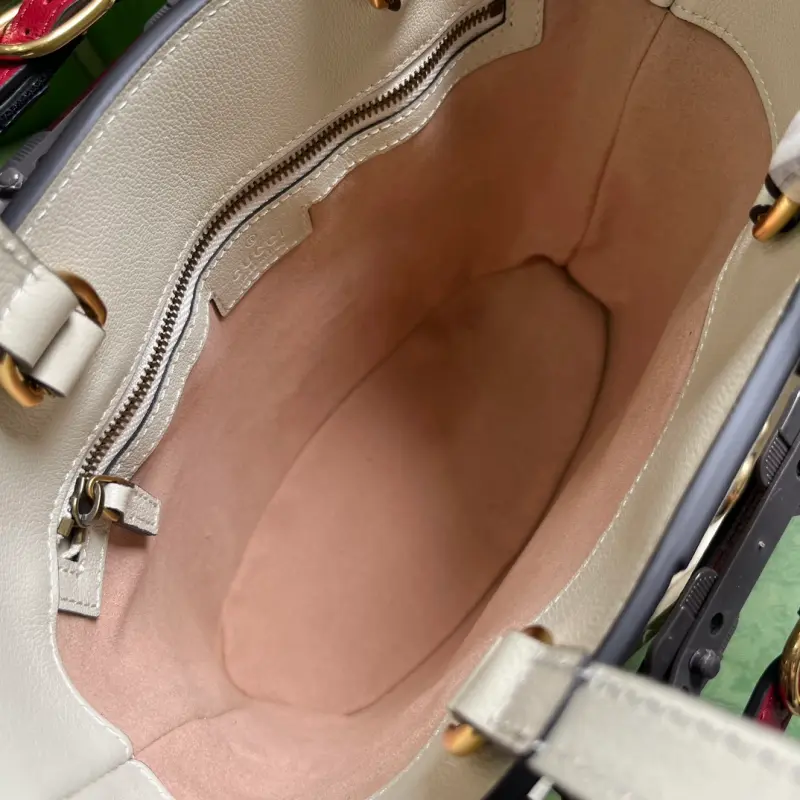 750396 CM 1 High-Quality Bags - Image 7