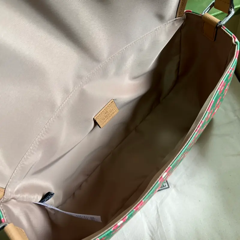 664143 CM 3 High-Quality Bags - Image 7