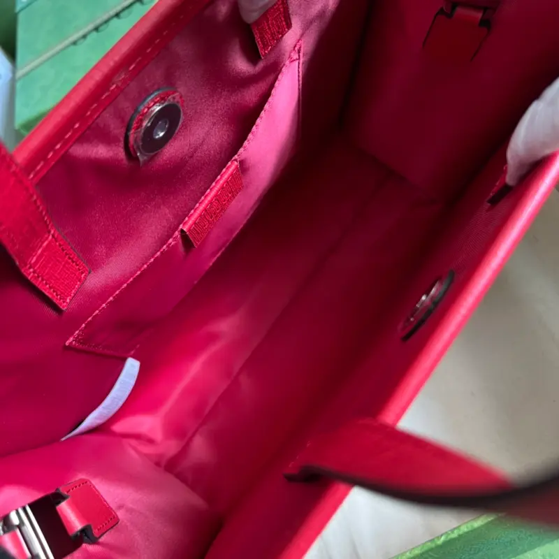 630542 CM 1 High-Quality Bags - Image 7