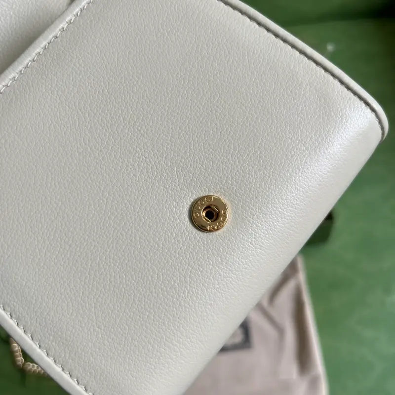 725219 CM 4 High-Quality Bags - Image 7