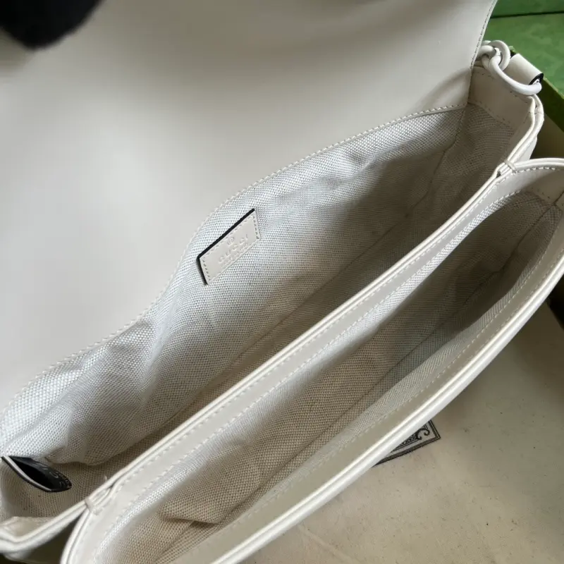 734814 CM 1 High-Quality Bags - Image 7