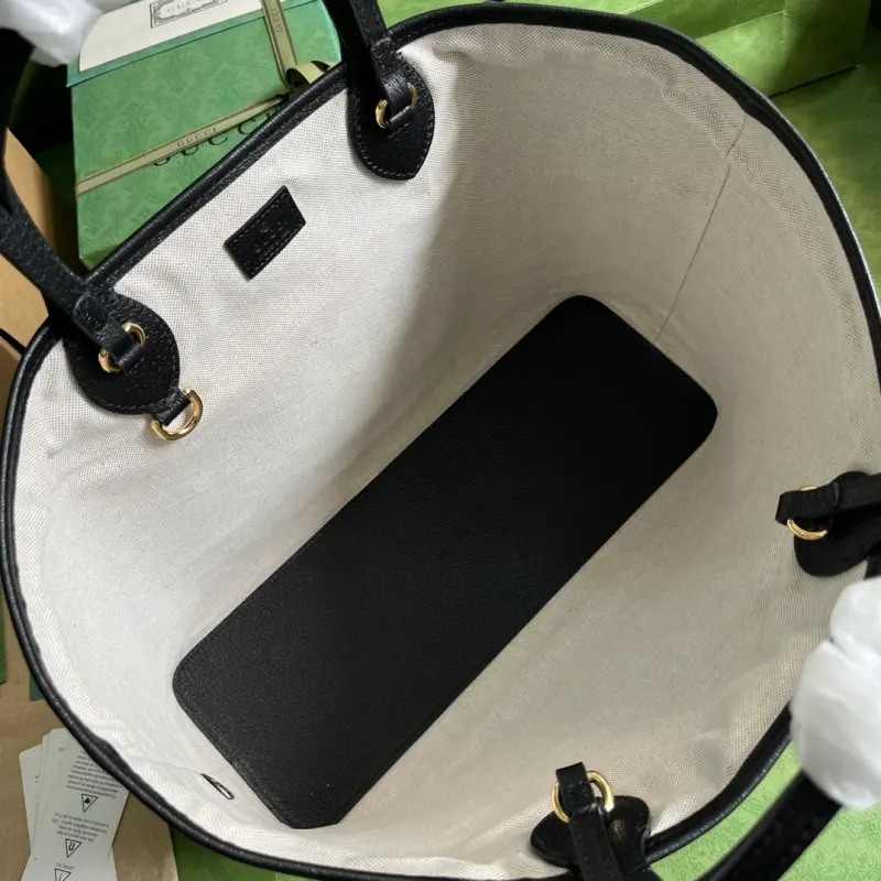 739730 CM 1 High-Quality Bags - Image 7