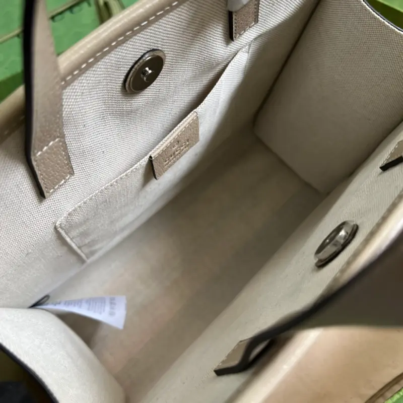 605614 CM 7 High-Quality Bags - Image 7