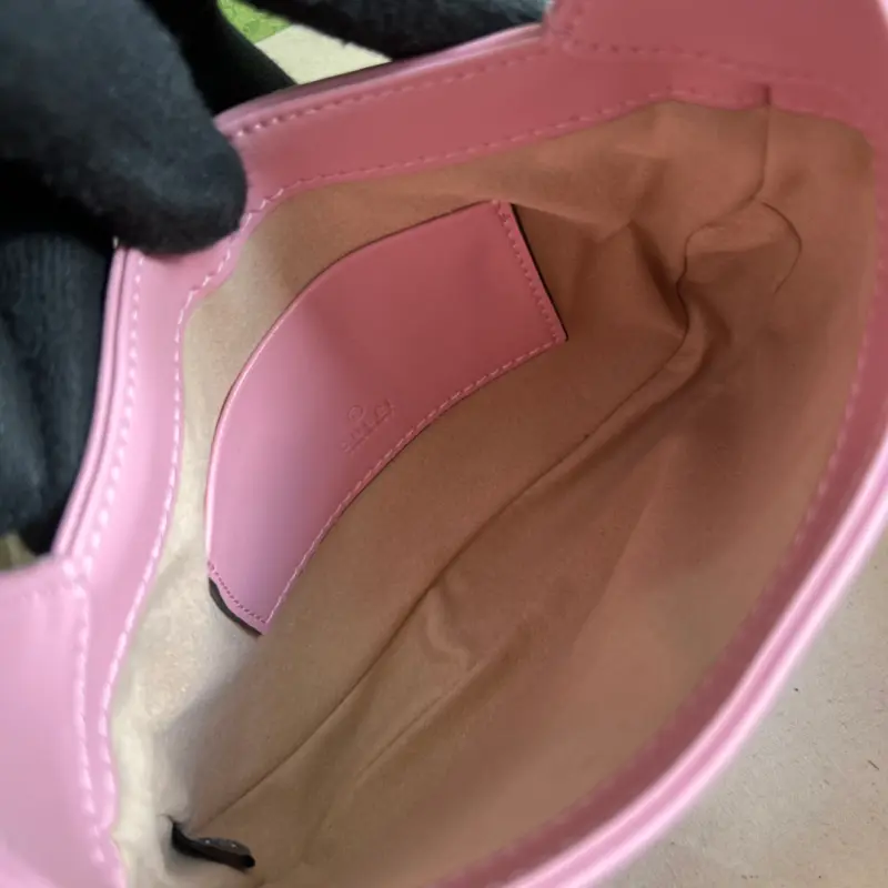 637091 CM 5 High-Quality Bags - Image 7