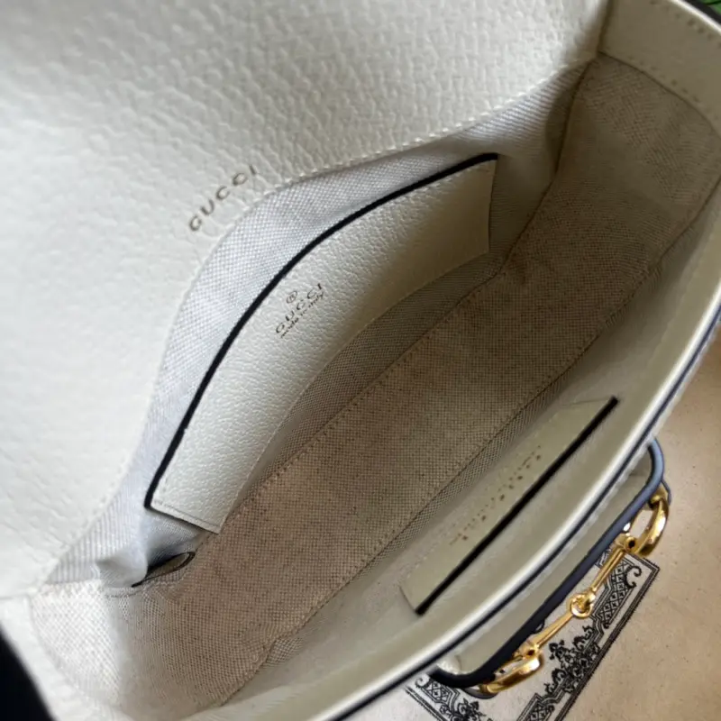 658574 CM 4 High-Quality Bags - Image 7